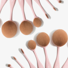 Load image into Gallery viewer, Blend Party | Oval Makeup Brush Kit.