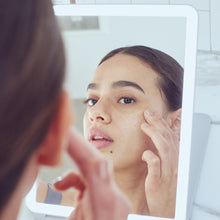 Load image into Gallery viewer, Pose | LED Travel Mirror.