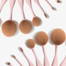 Load image into Gallery viewer, Blend Party | Oval Makeup Brush Kit.
